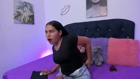 Snapshot of olyssia chatting on September 2025 02:29:02 PM Olyssia online show from September 2025 02:29:02 PM