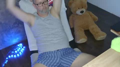 omaleos online show from June 2026 05:47:02 PM