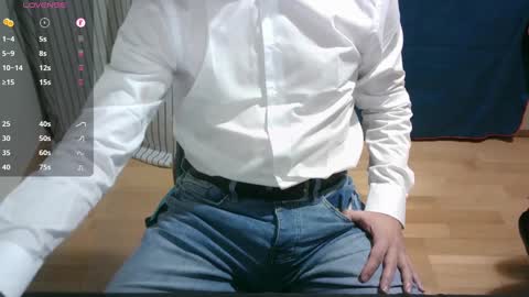 Snapshot of omar87ram chatting on February 2025 06:02:01 PM Omar online show from February 2025 06:02:01 PM