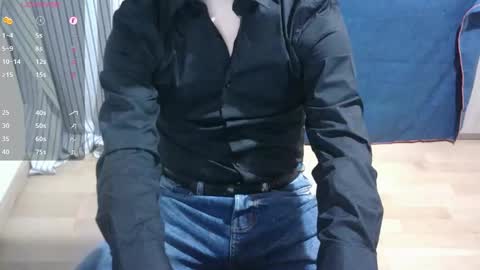 Snapshot of omar87ram chatting on March 2025 08:05:01 PM Omar online show from March 2025 08:05:01 PM