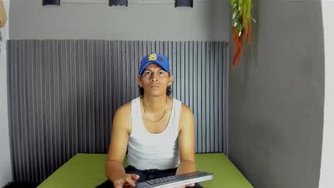 Snapshot of omar_roy chatting on December 2025 02:56:02 PM OMAR online show from December 2025 02:56:02 PM