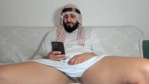 Omar online show from November 2025 08:22:02 PM