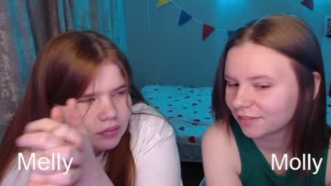 Snapshot of omellyoo chatting on January 2025 02:19:01 PM MellY online show from January 2025 02:19:01 PM