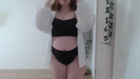  MellY  online show from March 2026 10:10:01 AM