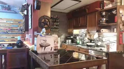 Norm online show from October 2025 07:46:02 PM