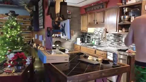 Norm online show from December 2025 09:21:02 PM