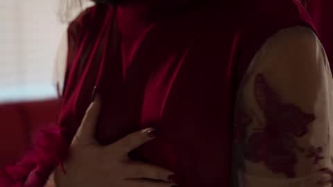    or    online show from March 2025 10:10:01 PM