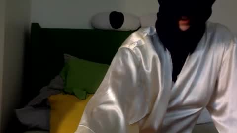 Snapshot of omilk chatting on December 2024 08:50:01 PM omilk online show from December 2024 08:50:01 PM