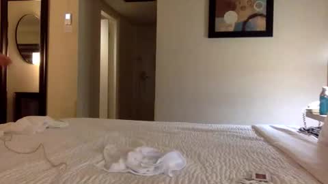 Snapshot of omilk chatting on October 2025 02:01:02 AM omilk online show from October 2025 02:01:02 AM