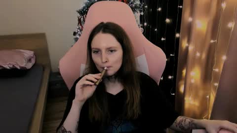 on_yxxx online show from November 2025 07:07:02 PM