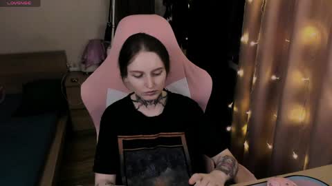 on_yxxx online show from April 2026 08:39:01 PM