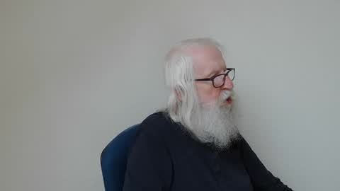 Snapshot of onanister chatting on May 2026 07:05:01 AM Somewhere over the rainbow online show from May 2026 07:05:01 AM