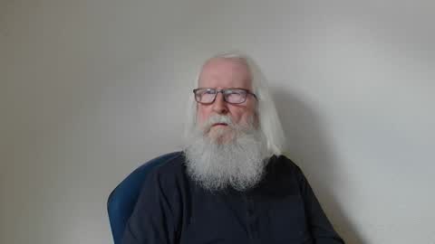 Snapshot of onanister chatting on May 2026 02:25:02 PM Somewhere over the rainbow online show from May 2026 02:25:02 PM