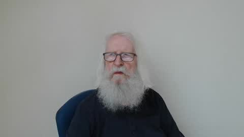 Snapshot of onanister chatting on May 2026 06:41:02 AM Somewhere over the rainbow online show from May 2026 06:41:02 AM