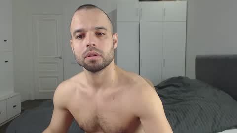 onebestlover online show from February 2025 08:19:02 AM