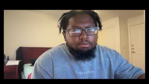 Snapshot of onegenerativestudio chatting on December 2025 06:28:01 PM Friday and the Guys online show from December 2025 06:28:01 PM