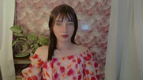 Snapshot of onelesslonelygirl69 chatting on July 2026 04:24:01 PM KLIER online show from July 2026 04:24:01 PM