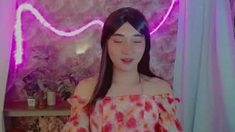 Snapshot of onelesslonelygirl69 chatting on July 2026 05:48:02 PM KLIER online show from July 2026 05:48:02 PM