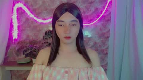 Snapshot of onelesslonelygirl69 chatting on July 2026 03:21:01 AM KLIER online show from July 2026 03:21:01 AM