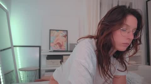 Snapshot of onelittlemermaid chatting on February 2025 10:45:01 PM Ariel online show from February 2025 10:45:01 PM