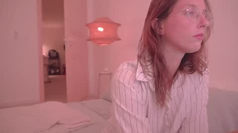 Snapshot of onelittlemermaid chatting on October 2025 09:57:01 PM Ariel online show from October 2025 09:57:01 PM