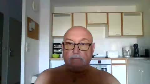 Snapshot of onemoretimebis chatting on June 2026 07:00:01 AM Onemoretimebis online show from June 2026 07:00:01 AM