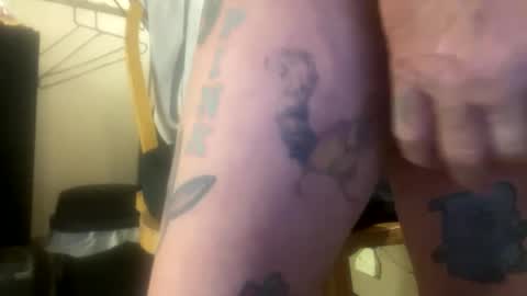 Snapshot of onesmallweenie chatting on May 2026 10:38:01 PM onesmallweenie online show from May 2026 10:38:01 PM