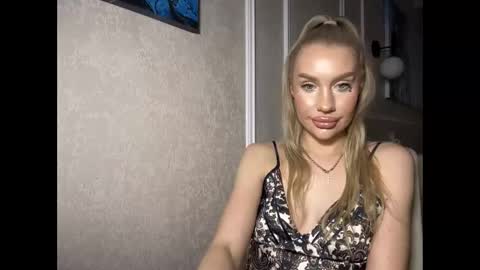 onesweet_baby online show from January 2025 09:43:01 PM