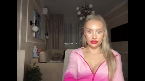 onesweet_baby online show from January 2025 11:39:02 PM
