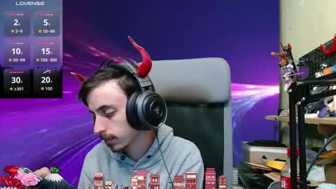 Snapshot of oni_hoshi chatting on October 2025 11:29:02 AM Oni hoshi online show from October 2025 11:29:02 AM