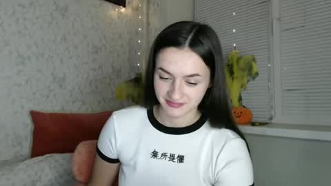 Snapshot of only_ubutterfly chatting on December 2024 11:35:02 PM Amalia online show from December 2024 11:35:02 PM