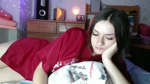 Snapshot of only_ubutterfly chatting on March 2025 08:25:01 PM Amalia online show from March 2025 08:25:01 PM