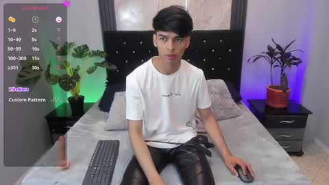 Snapshot of onlyjos_ chatting on October 2025 01:50:02 PM Josh - Schedule 1400 - 2200 online show from October 2025 01:50:02 PM