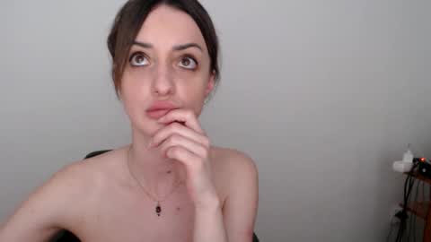 Snapshot of onlyvika chatting on May 2026 06:36:02 PM onlyvika online show from May 2026 06:36:02 PM
