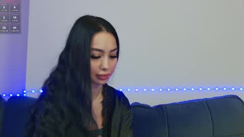 Xandra online show from February 2025 09:00:02 AM