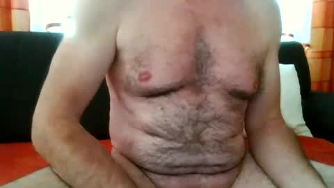 ooehot online show from September 2025 01:13:01 PM