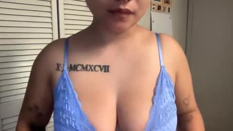 Snapshot of oohhellothere chatting on September 2025 06:15:01 AM Miss Girly online show from September 2025 06:15:01 AM