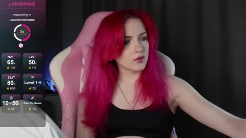 Snapshot of ooliviaa chatting on November 2025 12:37:02 PM Hannah online show from November 2025 12:37:02 PM