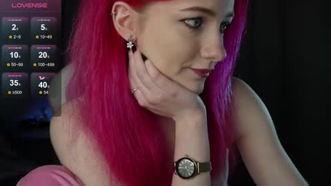 Snapshot of ooliviaa chatting on November 2025 07:30:01 AM Hannah online show from November 2025 07:30:01 AM