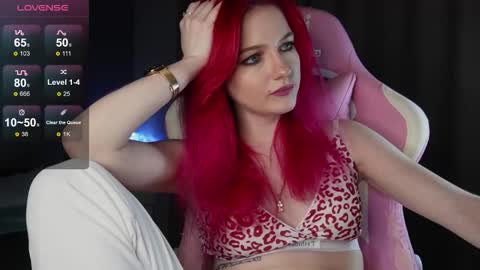 Snapshot of ooliviaa chatting on November 2025 03:23:02 PM Hannah online show from November 2025 03:23:02 PM