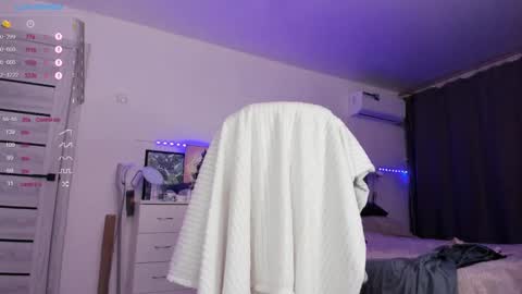 Ophelia online show from February 2025 12:57:02 PM