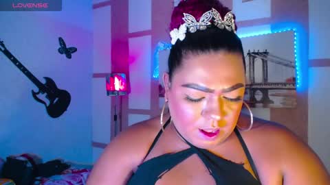 OpraxBell online show from December 2025 02:30:01 AM