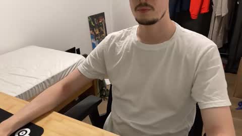 Woody online show from November 2025 05:59:01 PM