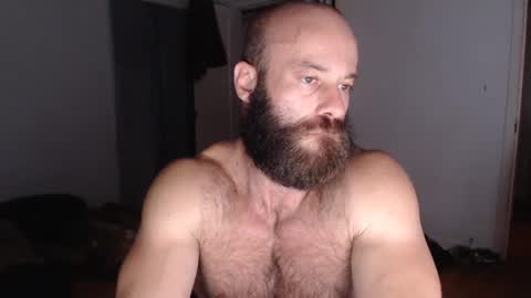 Snapshot of oregon87 chatting on December 2024 03:33:02 AM The Oregon Lumberjack online show from December 2024 03:33:02 AM