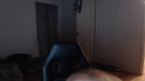 Snapshot of oregon87 chatting on December 2024 02:05:02 PM The Oregon Lumberjack online show from December 2024 02:05:02 PM