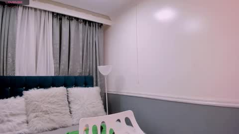 Snapshot of oriana_jhonson chatting on October 2025 11:33:02 AM Oriana online show from October 2025 11:33:02 AM