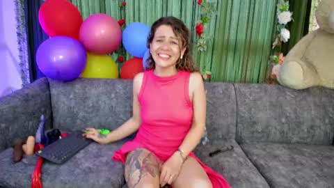 Snapshot of oriana_thomson2 chatting on March 2025 10:38:01 PM Oriana online show from March 2025 10:38:01 PM