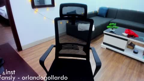 Fansly and Instagram -  online show from January 2025 11:45:02 AM