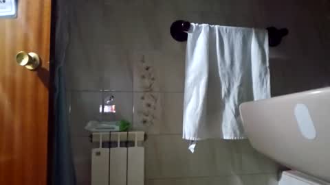 Snapshot of orlandovilla48 chatting on October 2025 03:40:02 PM orlandovilla48 online show from October 2025 03:40:02 PM