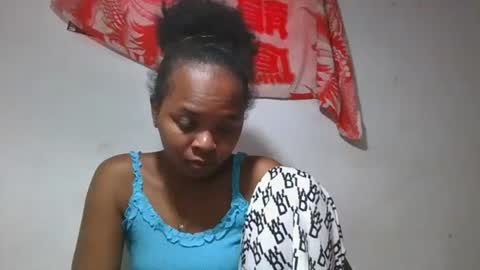 Snapshot of ornellahhh chatting on October 2025 08:22:01 AM ornellahhh online show from October 2025 08:22:01 AM